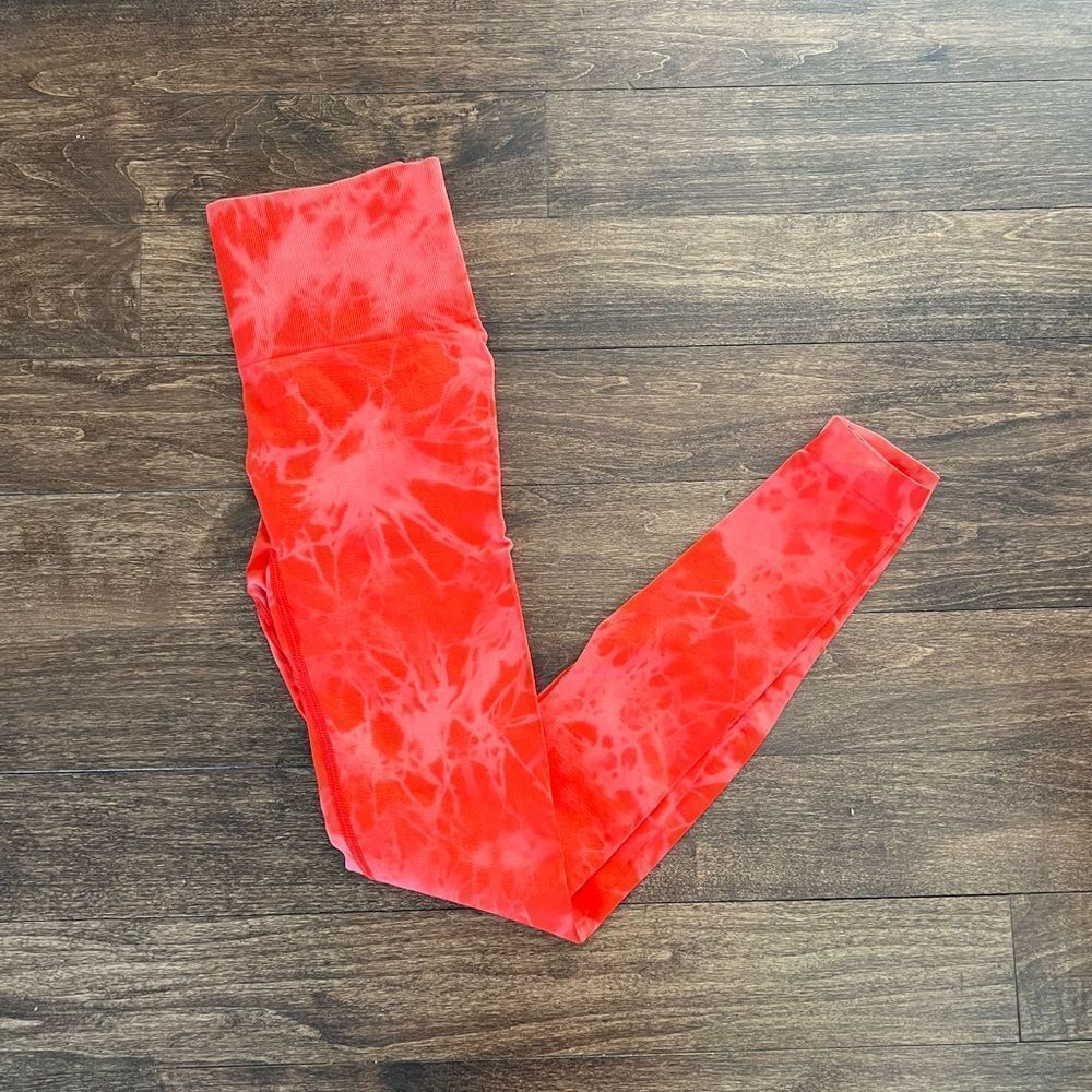 Red leggings 